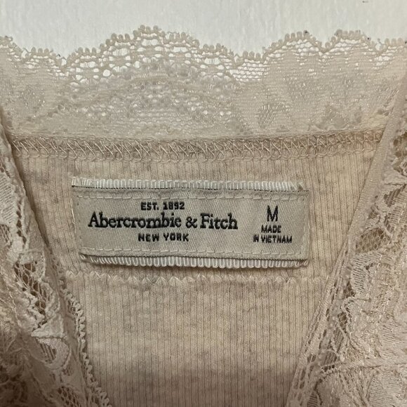 Abercrombie & Fitch lace trim tank top size medium cream oatmeal Y2K cotton - Picture 7 of 9